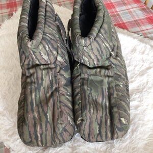 Icebreaker RealTree Camo Boot Blanket